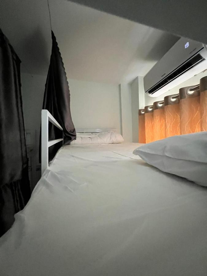 Kim Hostel Хошимин Екстериор снимка